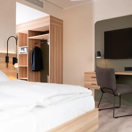 Neue Mitte Hotell *